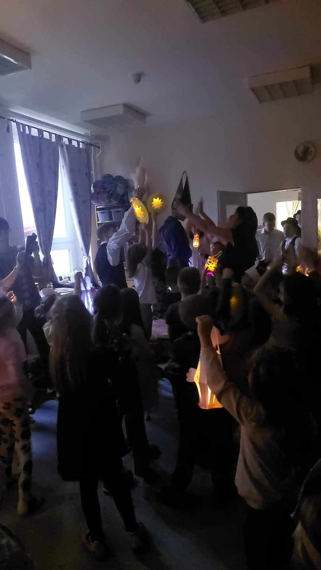 58 2023104011860882666 N