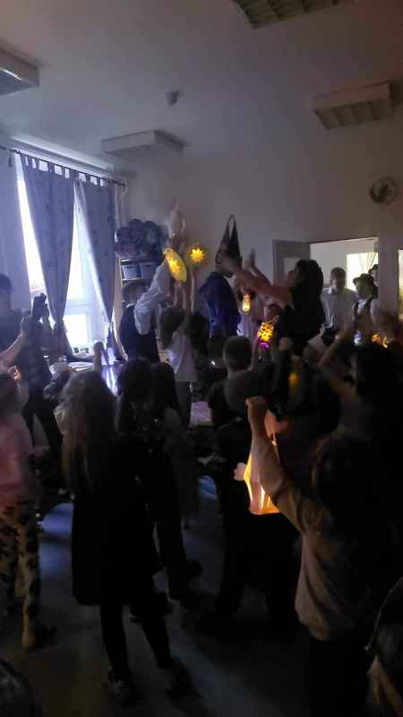 58 2023104011860882666 N